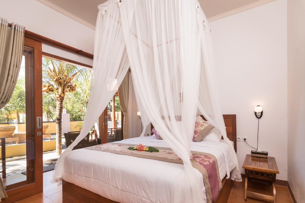 Yellow Bridge Guest House Lembongan Dış mekan fotoğraf